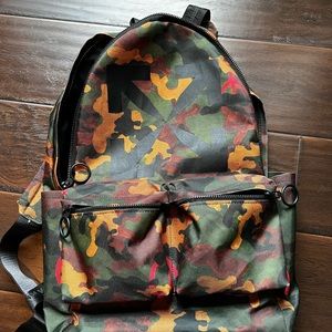 Off White camo arrow back back, laptop bag